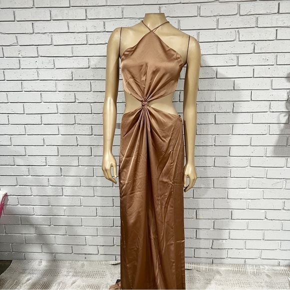 Fame and Partners Demeter Dress - Picture 1 of 11